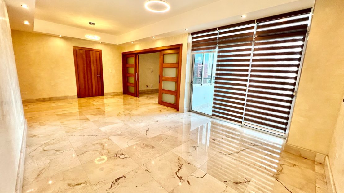 Piantini Santo Domingo se vende apartamento